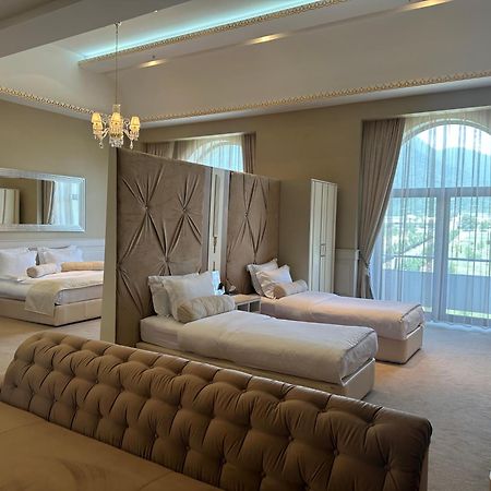 Gabala Garden Hotel Buitenkant foto A suite at the hotel