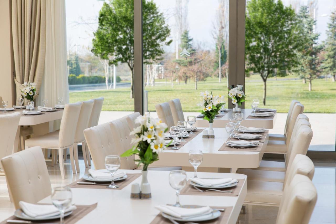 Gabala Garden Hotel Buitenkant foto Restaurant