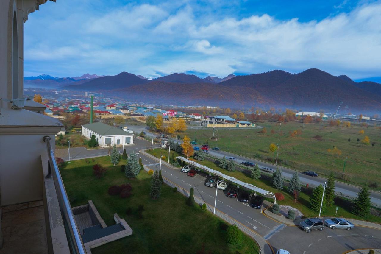 Gabala Garden Hotel Buitenkant foto View of the town