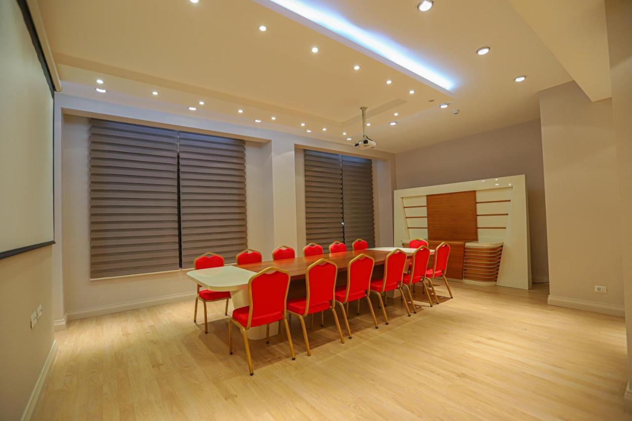 Gabala Garden Hotel Buitenkant foto The boardroom at the University of East London